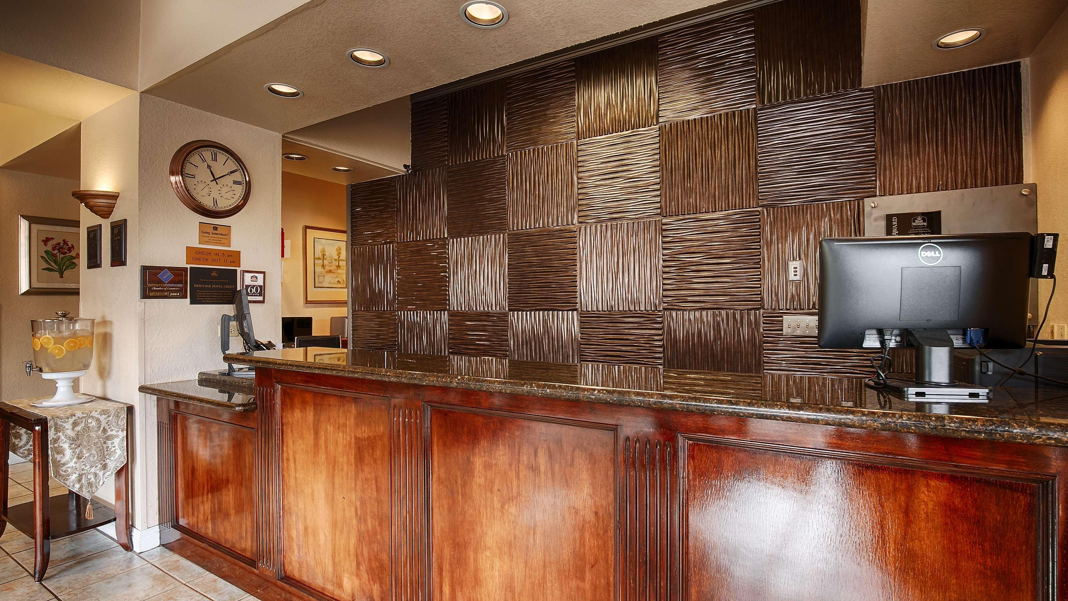 Best Western Heritage Inn Concord Bagian luar foto