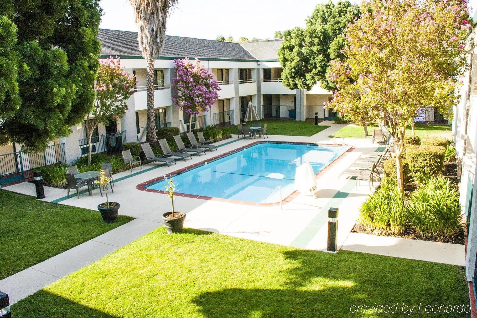Best Western Heritage Inn Concord Bagian luar foto